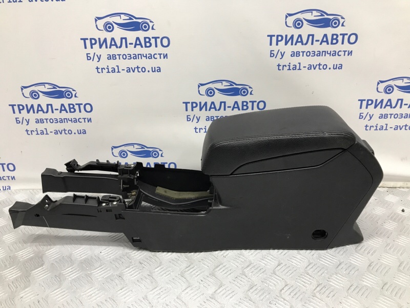 Подлокотник Subaru Outback 2009-2014 BR 2.5 бензин Ej253 92114AJ120VH Б/У
