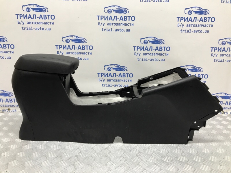 Подлокотник Infiniti Q50 2013- V37 2.2 diesel OM651 969104GJ3A Б/У