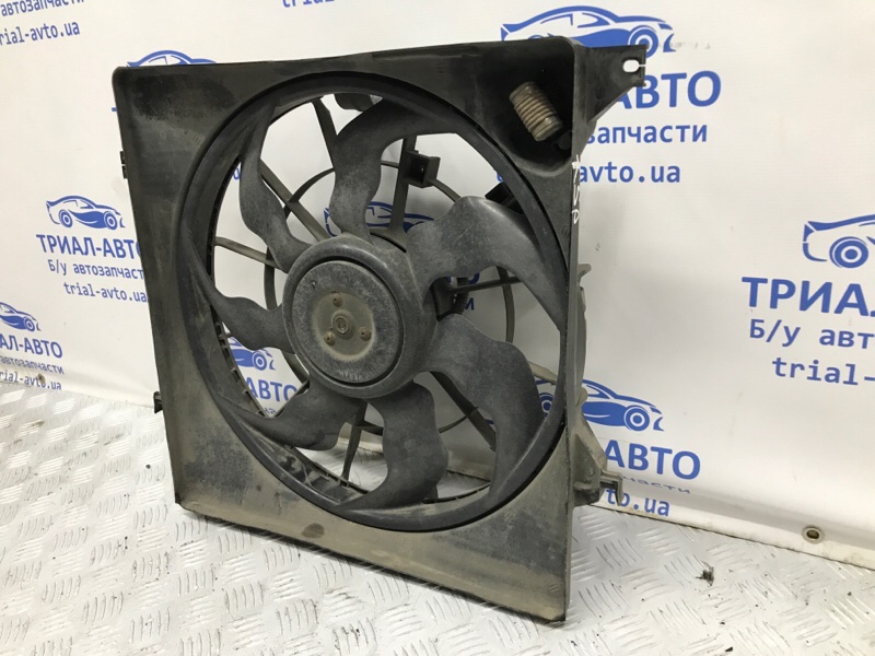 Диффузор с вентилятором радиатора Sportage 2010-2016 SL 1.7 diesel D4FD Диффузор с вентилятором радиатора Sportage 2010-2016 SL 1.7 diesel D4FD