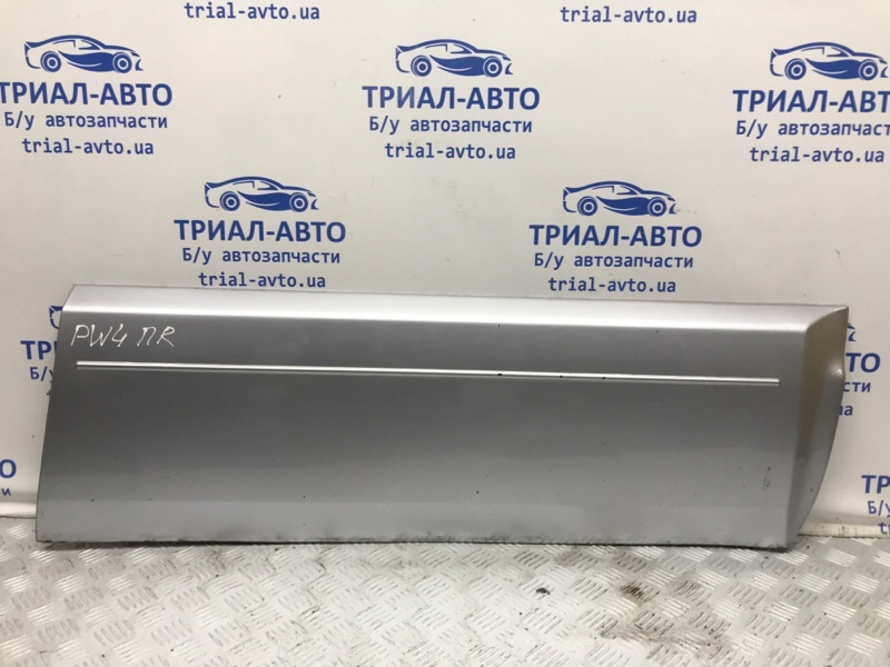 Накладка двери передняя правая Mitsubishi Pajero Wagon 2006-2022 4 3.2 Дизель 4M41 5727A034HB Б/У