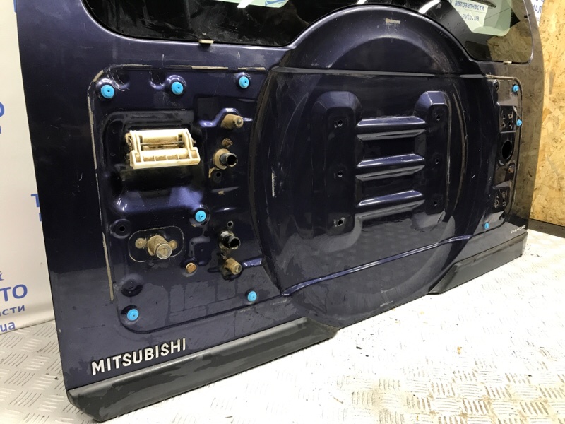 Крышка багажника Mitsubishi Pajero Wagon 4 3.2 Дизель 4M41