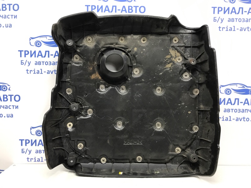Декоративная крышка ДВС Rexton 2006-2012 Y250 2.7 D27DT