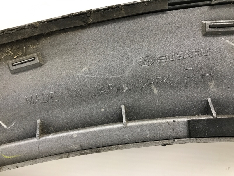 Накладка двери задняя правая Outback 2009-2014 BR 2.5 бензин Ej253