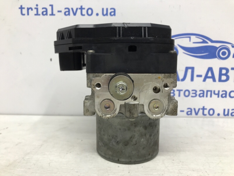 Блок abs Infiniti Q50 V37 2.2 diesel OM651