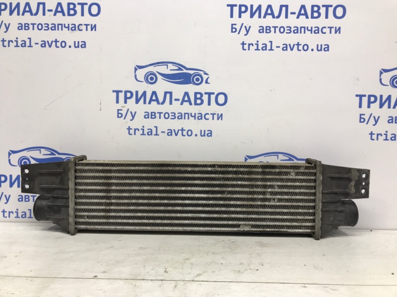 Радиатор интеркуллера SsangYong Rexton 2006-2012 Y250 2.7 D27DT 2371008051 Б/У