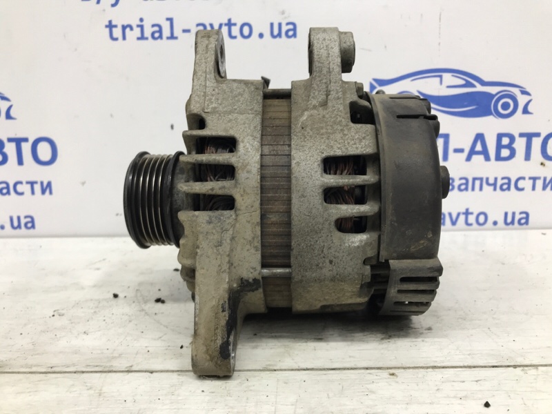 Генератор Kia Sportage 2010-2016 SL 1.7 diesel D4FD 373002A850 Б/У