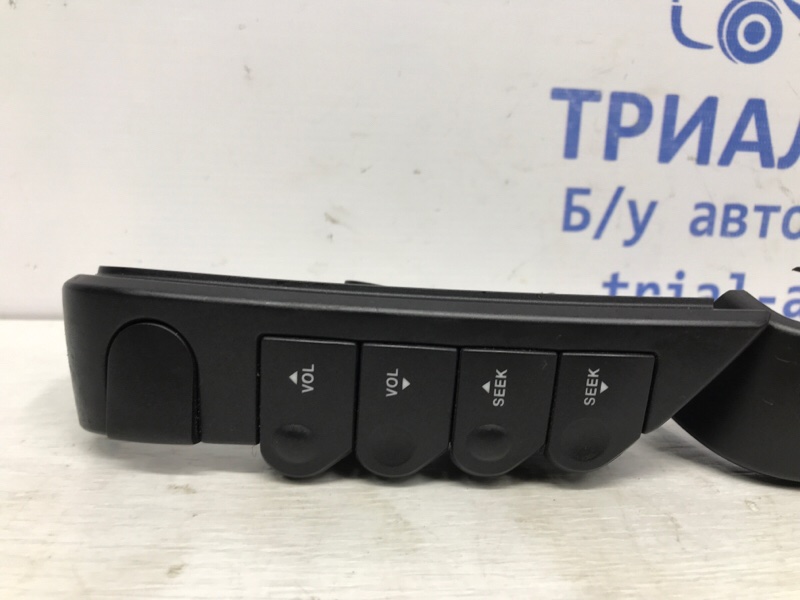 Кнопки руля Rexton 2006-2012 Y250 2.7 D27DT