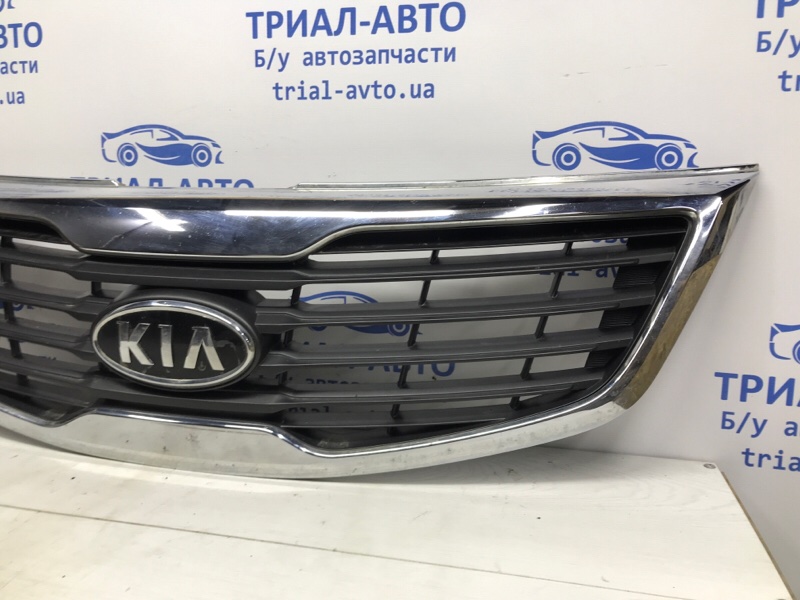 Решетка радиатора Kia Sportage SL 1.7 diesel D4FD