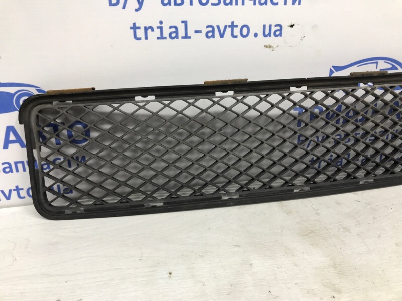 Решетка бампера центральная Tucson 2004-2010 JM 2.0 diesel D4EA