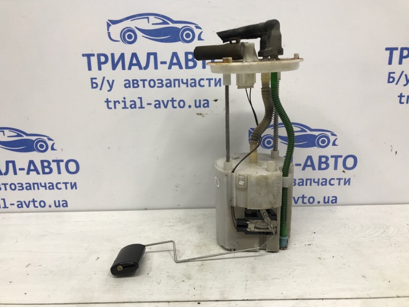 Датчик уровня топлива в бак Kia Sportage 2010-2016 SL 1.7 diesel D4FD 311102Y200 Б/У