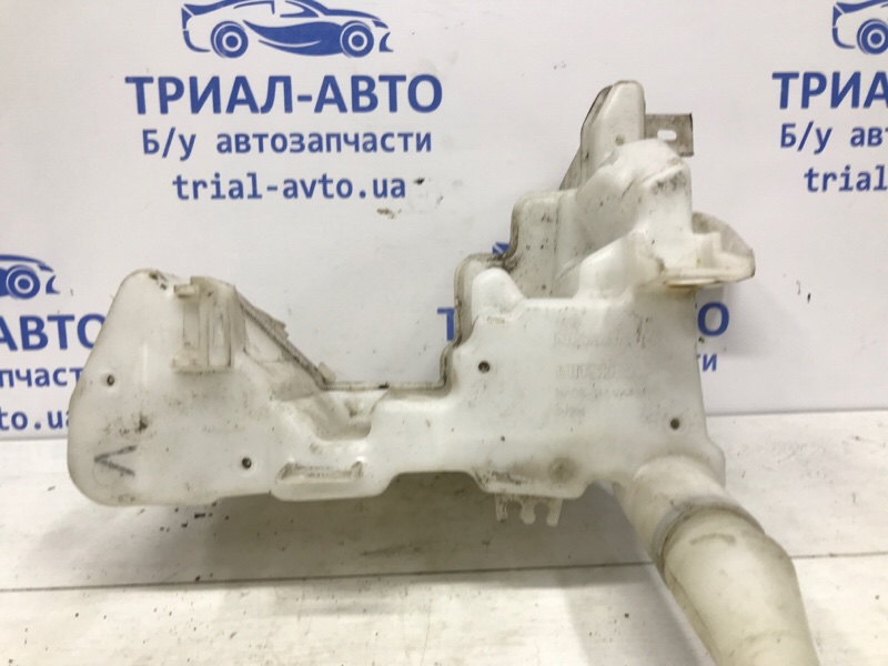 Бачок омывателя Q50 2013- V37 2.2 diesel OM651