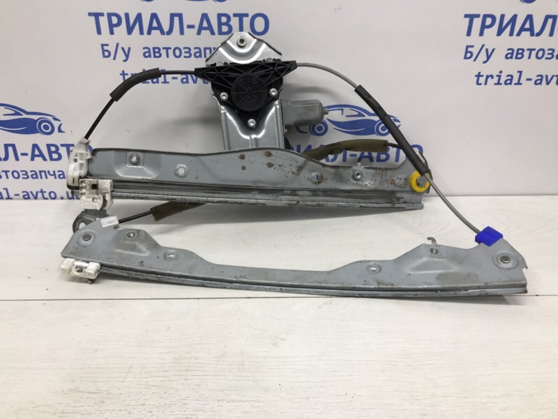 Стеклоподъемник передний правый Q50 2013- V37 2.2 diesel OM651