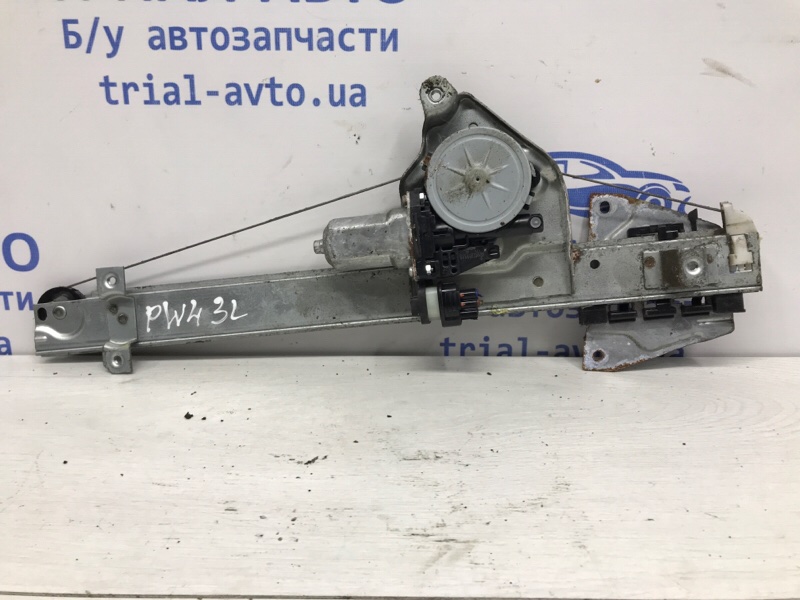 Стеклоподъемник задний левый Mitsubishi Pajero Wagon 2006-2022 4 3.2 Дизель 4M41 5743A089 Б/У