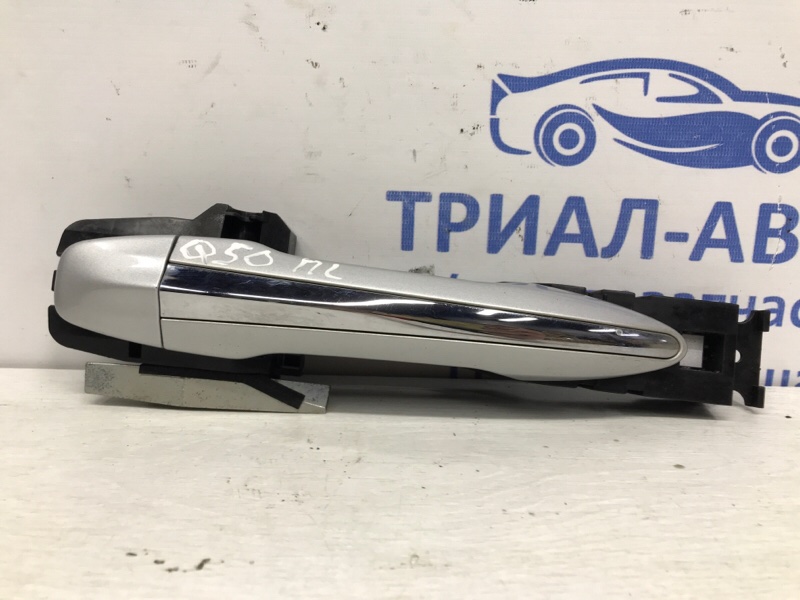 Ручка двери внешняя передняя левая Infiniti Q50 2013- V37 2.2 diesel OM651 806114GA1A Б/У