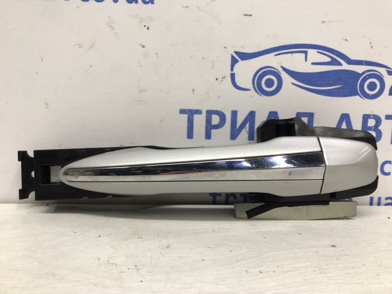 Ручка двери внешняя задняя правая Infiniti Q50 2013- V37 2.2 diesel OM651 826404GA4A Б/У
