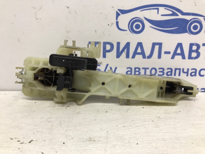 Ручка двери внешняя задняя правая Kia Sportage SL 1.7 diesel D4FD