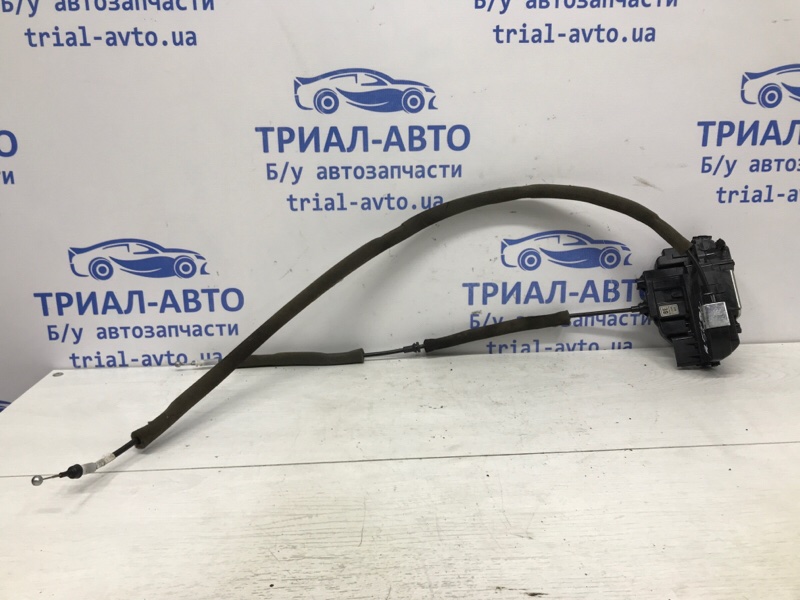Замок двери задний левый Infiniti Q50 2013- V37 2.2 diesel OM651 825014GN0A Б/У