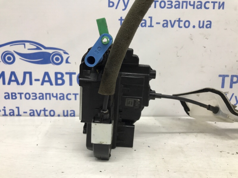 Замок двери передний правый Q50 2013- V37 2.2 diesel OM651