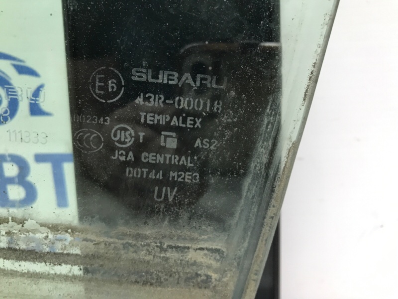 Стекло двери заднее левое Subaru Outback BR 2.5 бензин Ej253