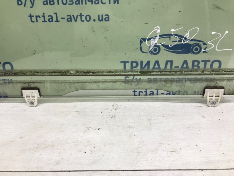 Стекло двери заднее левое Q50 2013- V37 2.2 diesel OM651