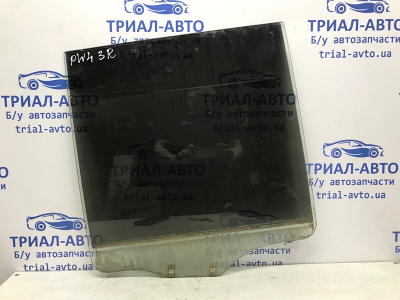 Стекло двери заднее правое Mitsubishi Pajero Wagon 2006-2022 4 3.2 Дизель 4M41 MR436982 Б/У