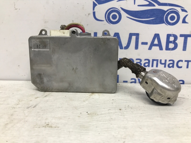 Блок розжига ксеноновой фары Subaru Outback 2009-2014 BR 2.5 бензин Ej253 84965AG000 Б/У
