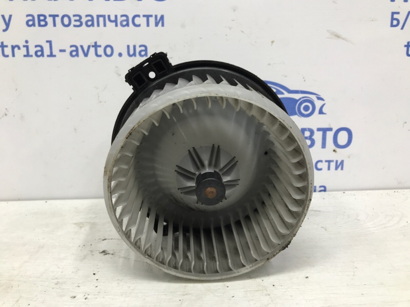 Моторчик печки Pajero Wagon 2006-2022 4 3.2 Дизель 4M41