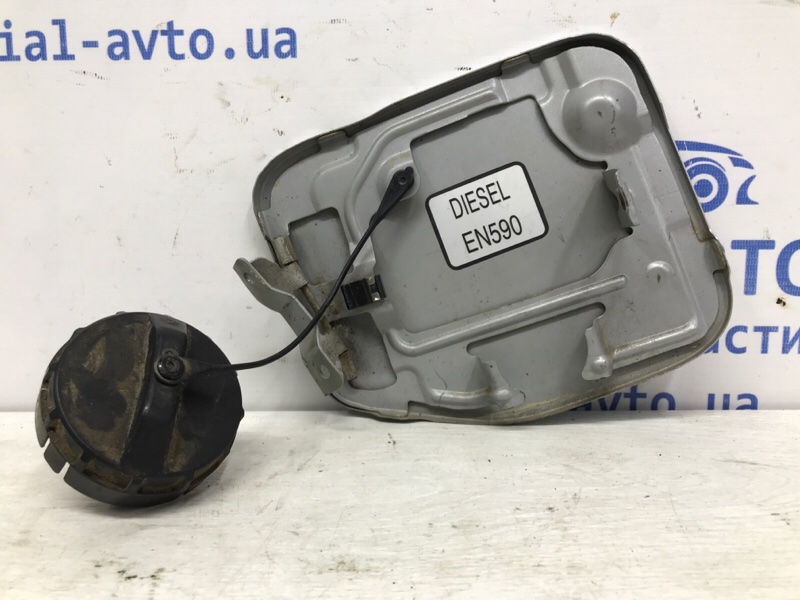 Лючок бака Pajero Wagon 2006-2022 4 3.2 Дизель 4M41