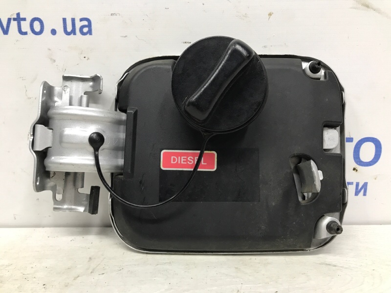 Лючок бака Q50 2013- V37 2.2 diesel OM651