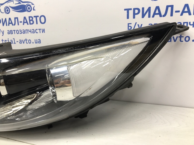 Фара левая Ксенон Sportage 2010-2016 SL 1.7 diesel D4FD