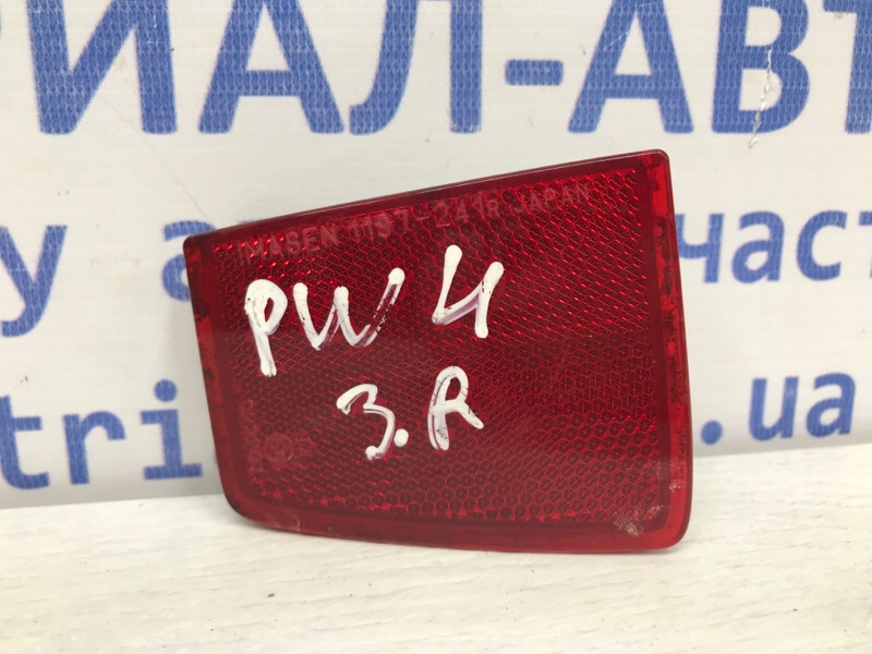 Катафот правый Mitsubishi Pajero Wagon 2006-2022 4 3.2 Дизель 4M41 8355A032 Б/У