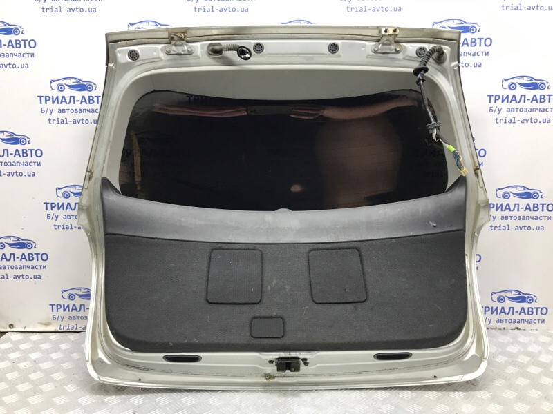 Крышка багажника Avensis 2003-2009 T25 1.8 бензин 1ZZFE