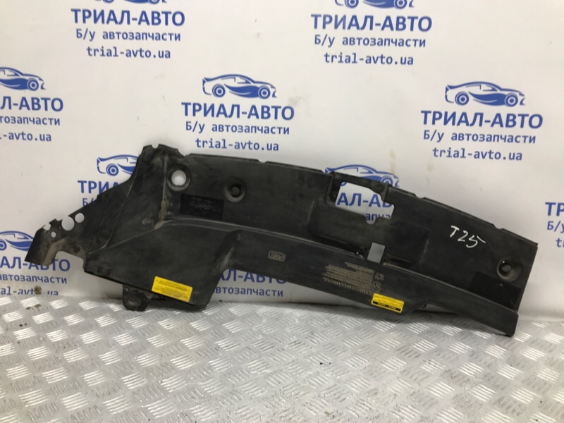 Накладка передней панели Toyota Avensis 2003-2009 T25 1.8 бензин 1ZZFE 3314105030 Б/У
