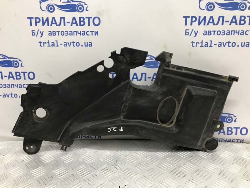 Накладка передней панели Toyota Avensis 2003-2009 T25 1.8 бензин 1ZZFE 5379505010 Б/У