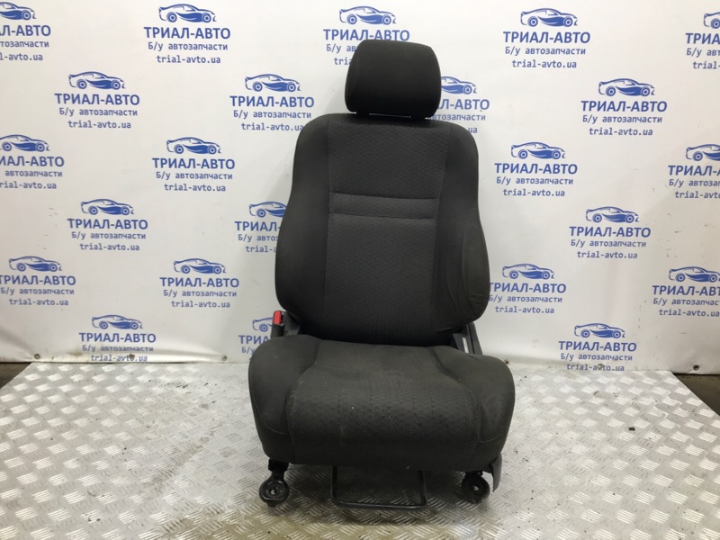 Сиденье переднее левое Toyota Avensis 2003-2009 T25 1.8 бензин 1ZZFE 7144005650B1 Б/У