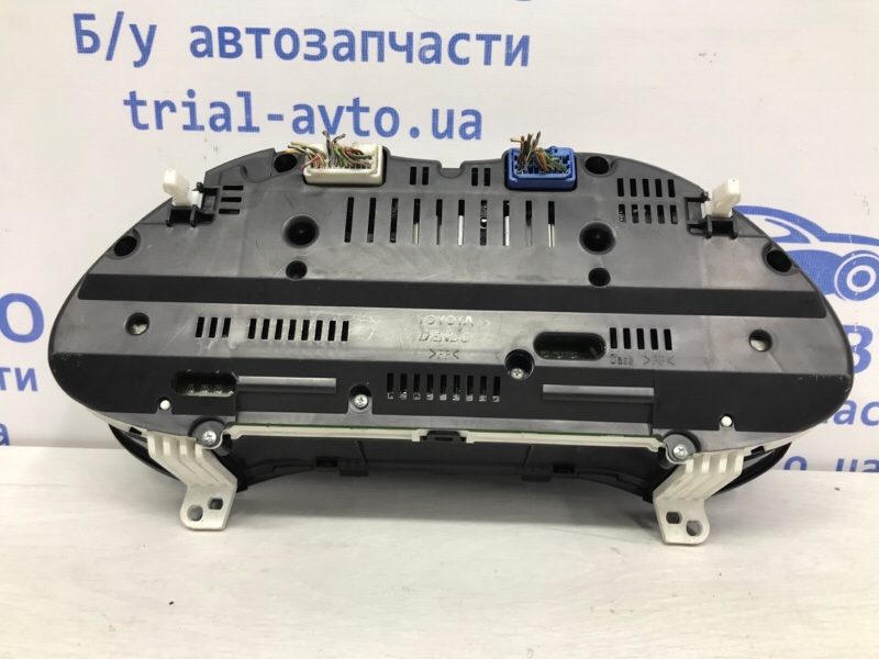 Приборная панель Avensis 2003-2009 T25 1.8 бензин 1ZZFE