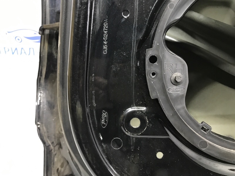 Дверь задняя правая Kuga 2013-2019 CBS 2.0 diesel