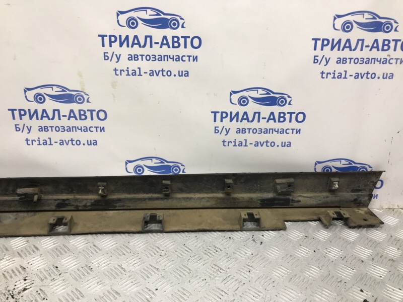 Накладка порога внешняя левая Kuga 2013-2019 CBS 2.0 diesel