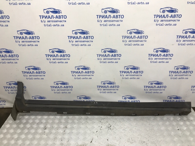 Накладка порога внешняя правая Ford Kuga 2013-2019 CBS 2.0 diesel 1818210 Б/У