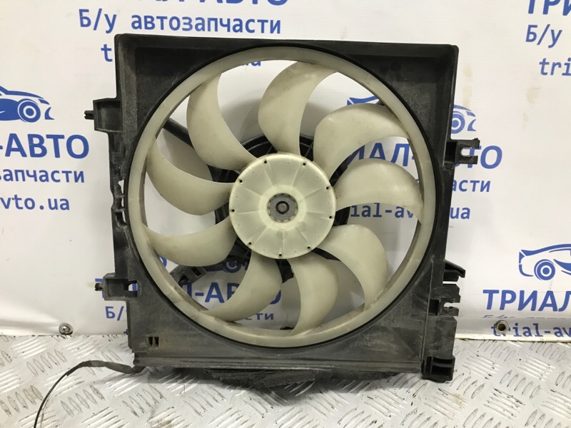 Диффузор с вентилятором радиатора Subaru Forester 2012-2018 SJ 2.0 diesel EE20Z 45122SG000 Б/У