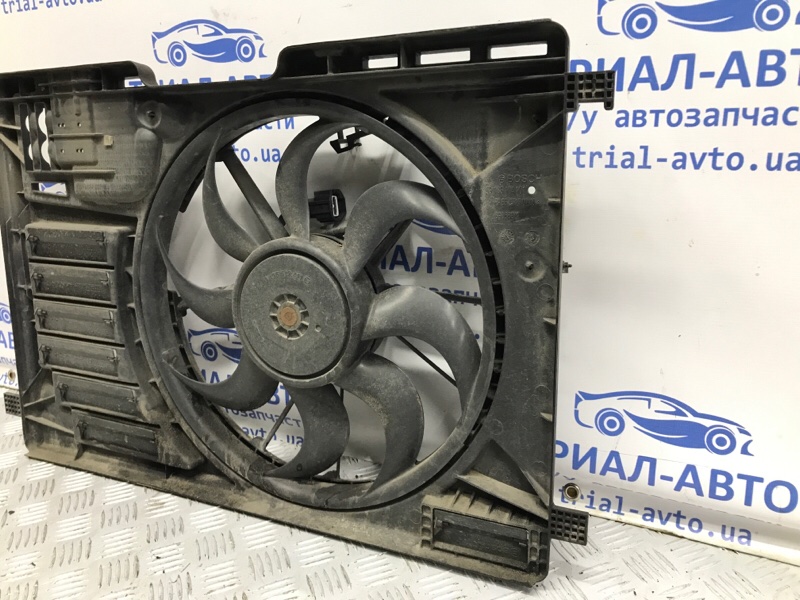 Диффузор с вентилятором радиатора Kuga 2013-2019 CBS 2.0 diesel