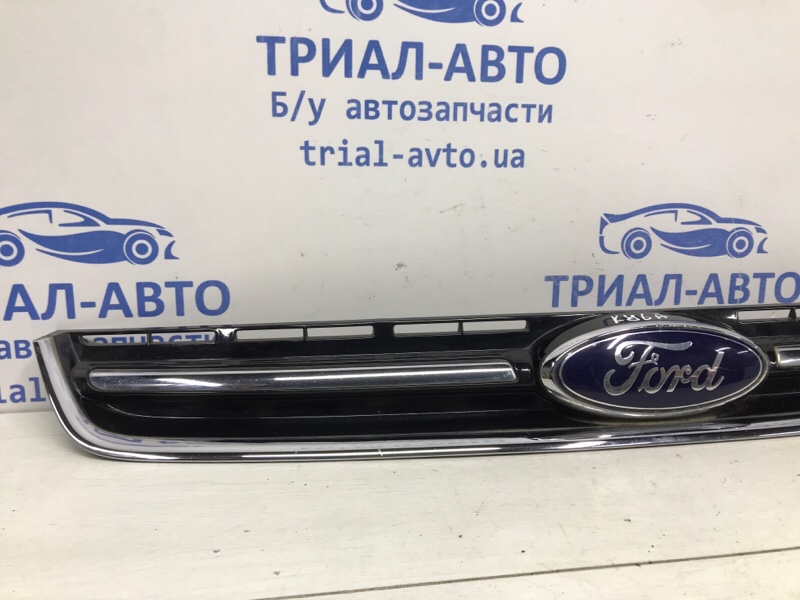 Решетка радиатора Kuga 2013-2019 CBS 2.0 diesel