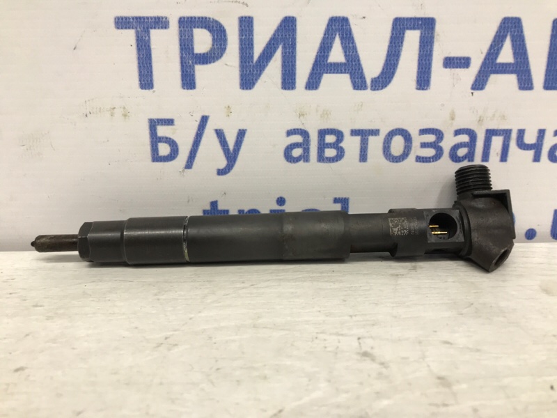 Форсунка топливная Infiniti Q50 2013- V37 2.2 diesel OM651 16600HG00C Б/У