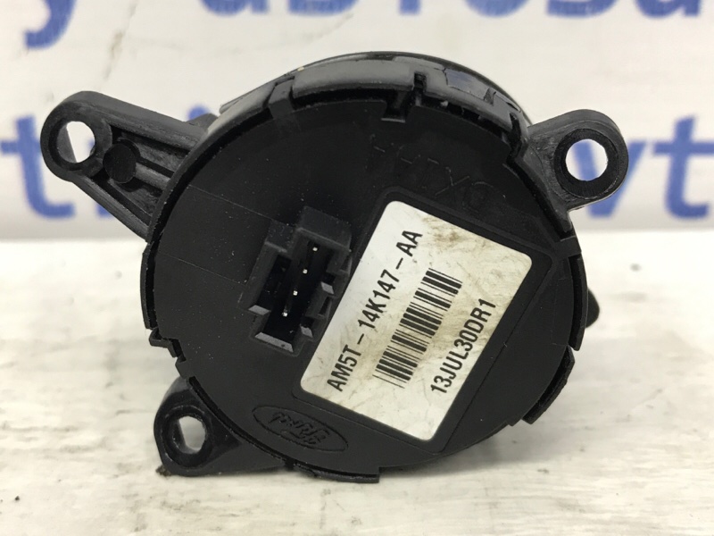 Кнопки руля Ford Kuga CBS 2.0 diesel