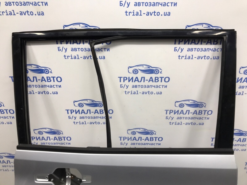 Дверь задняя правая Pajero Wagon 1999-2006 3 3.2 Дизель 4M41
