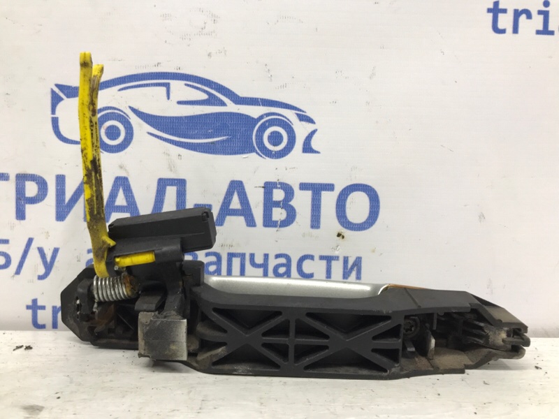 Ручка двери внешняя задняя левая Toyota Avensis T25 1.8 бензин 1ZZFE