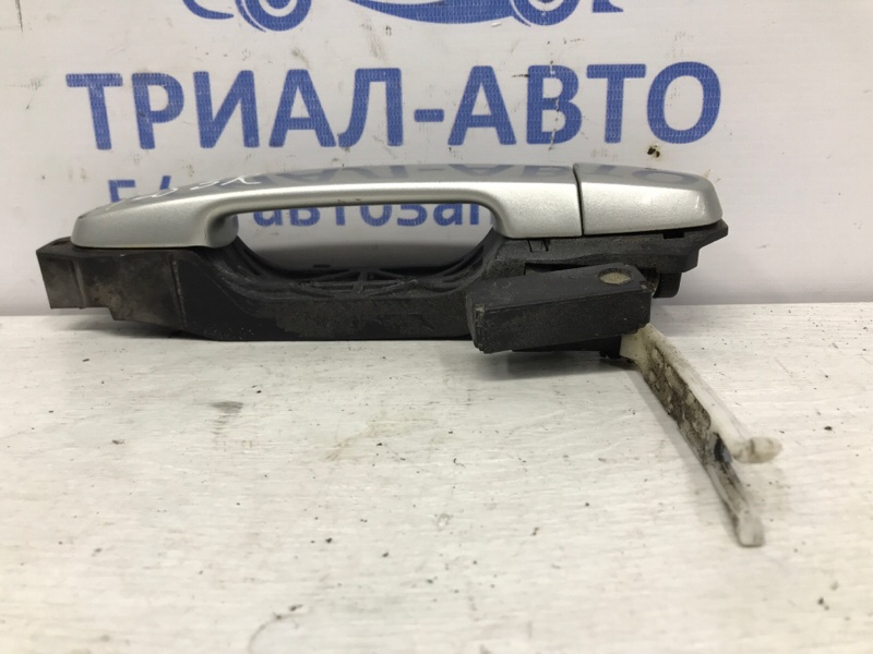 Ручка двери внешняя задняя правая Avensis 2003-2009 T25 1.8 бензин 1ZZFE