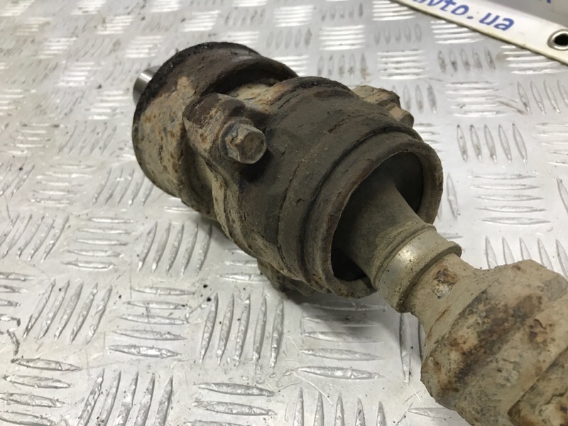 Вал карданный передний Mitsubishi Pajero Sport K9 2.5 Diesel 4D56
