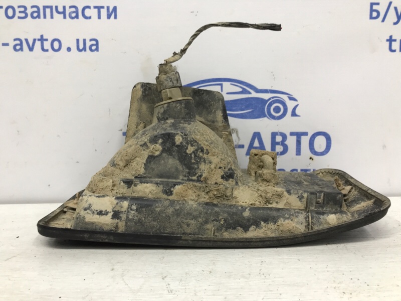 Катафот правый Pajero Sport 1996-2008 K9 2.5 Diesel 4D56