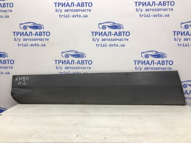 Накладка двери передняя левая Mitsubishi Pajero Wagon 1999-2006 3 3.2 Дизель 4M41 MR606219 Б/У